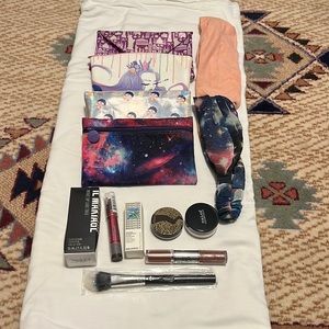 MAKEUP BUNDLE